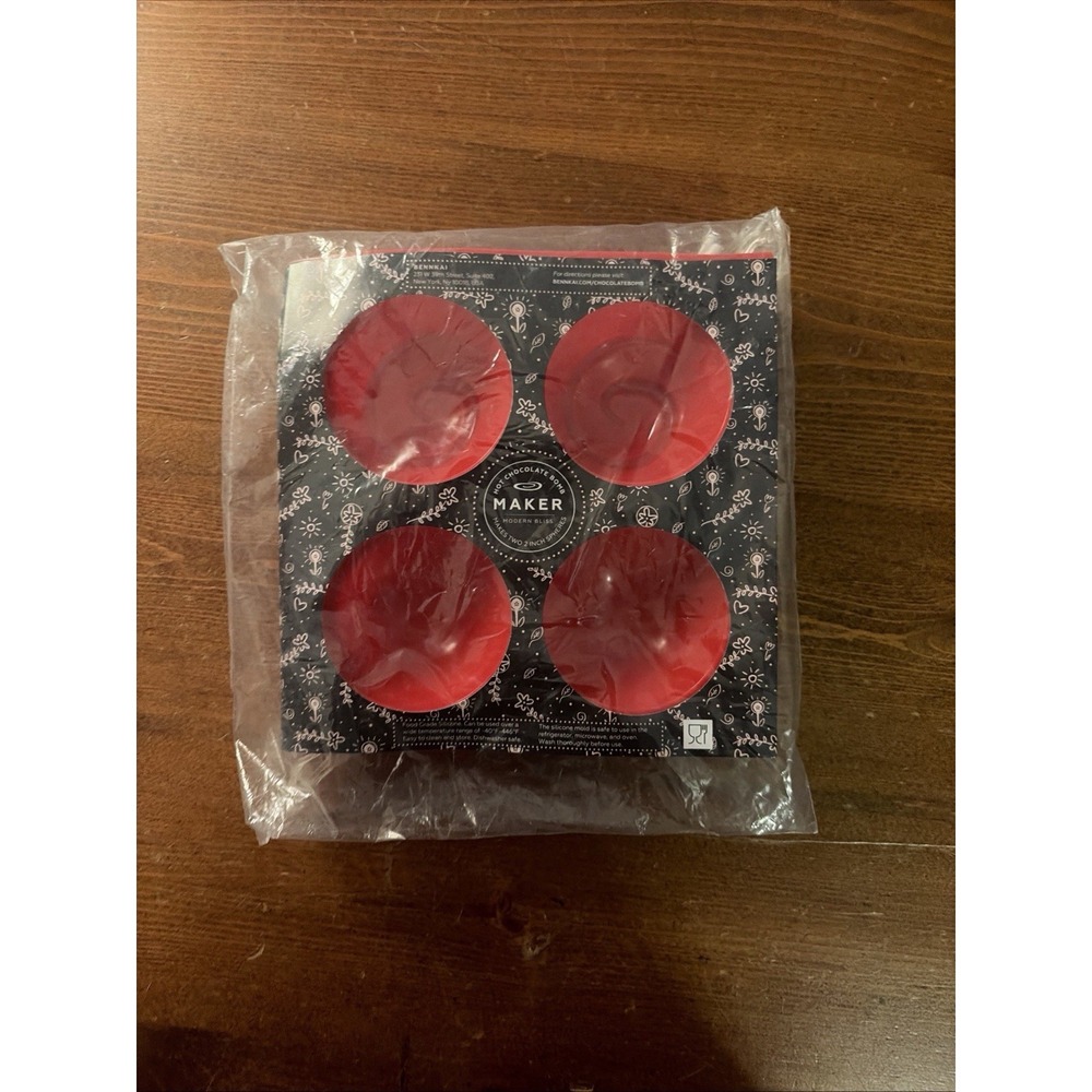 Bennkai Hot Chocolate Swirl Bomb Maker 2" Red Silicone Mold New in Package